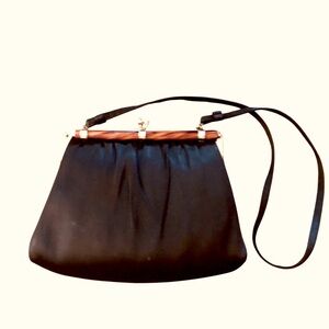 VTG Ande satin evening mini bag kiss clasp closure gold tone frame lucite accent